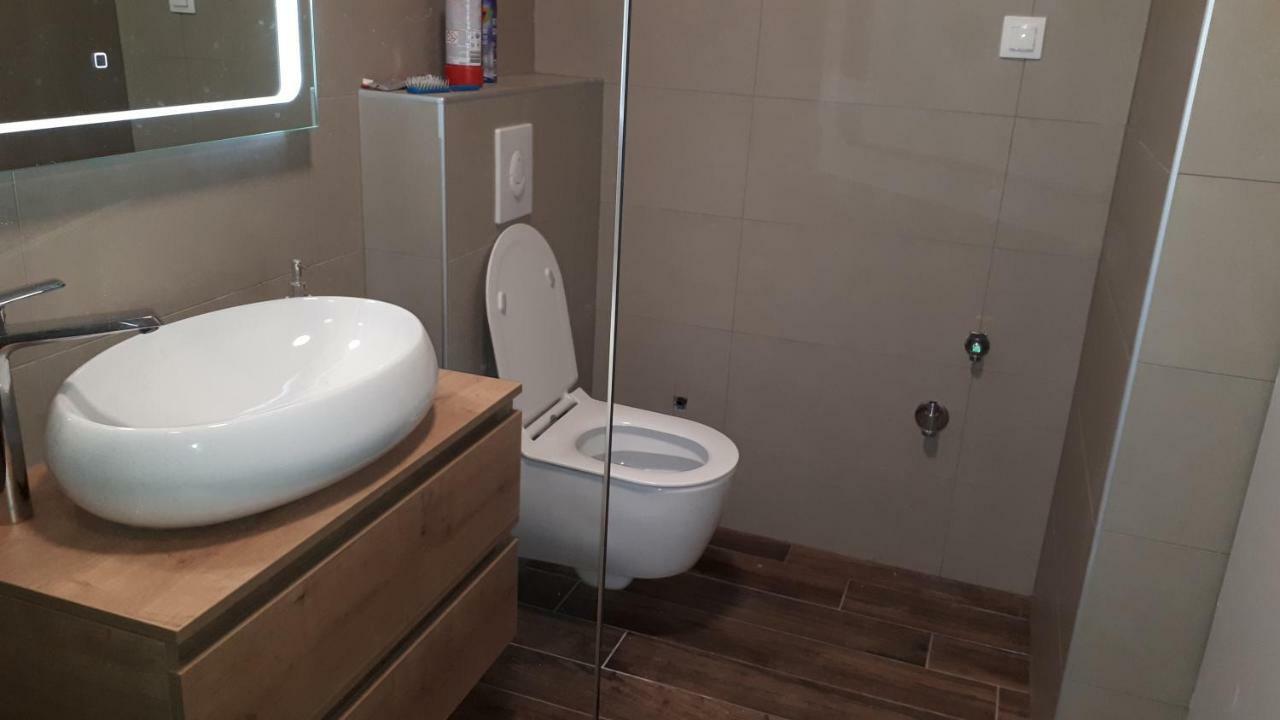 Best4You Apartment - Sea View - 70 M2 - 2 Bedrooms ดูบรอฟนิก ภายนอก รูปภาพ