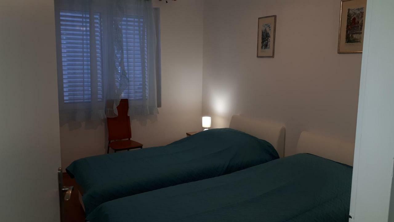 Best4You Apartment - Sea View - 70 M2 - 2 Bedrooms ดูบรอฟนิก ภายนอก รูปภาพ