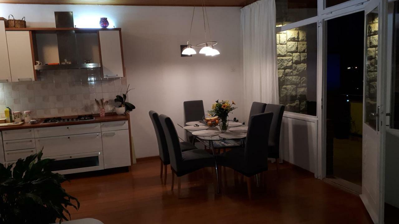 Best4You Apartment - Sea View - 70 M2 - 2 Bedrooms ดูบรอฟนิก ภายนอก รูปภาพ